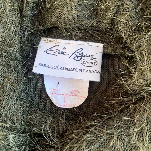 2 Piece-ERIC RYAN SPORT Green Faux Leather outfit, Size 10 - Picture 14 of 14